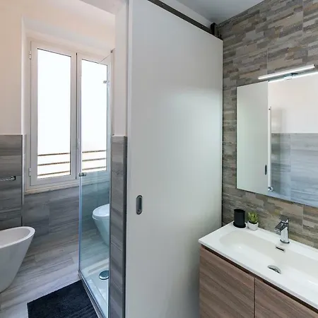 Next2 Apartment